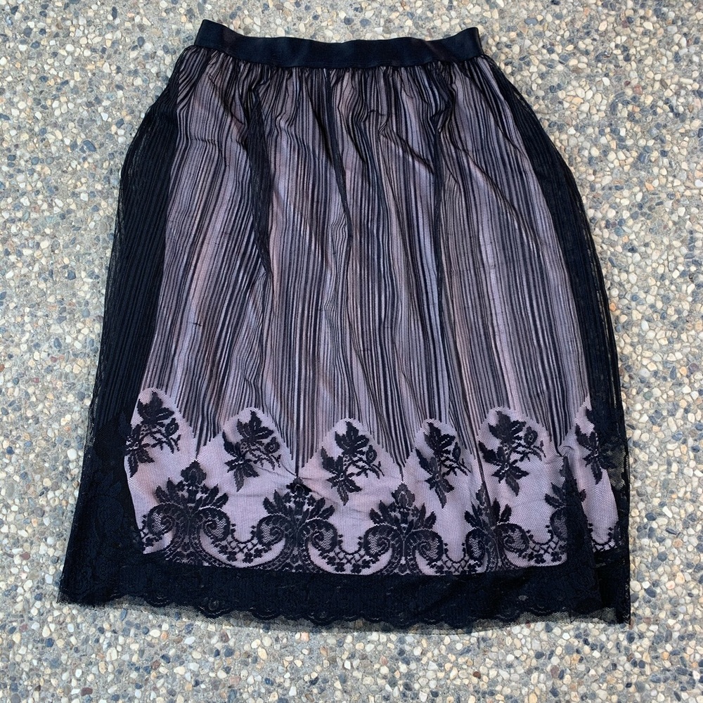 Xhilaration Lace Skirt